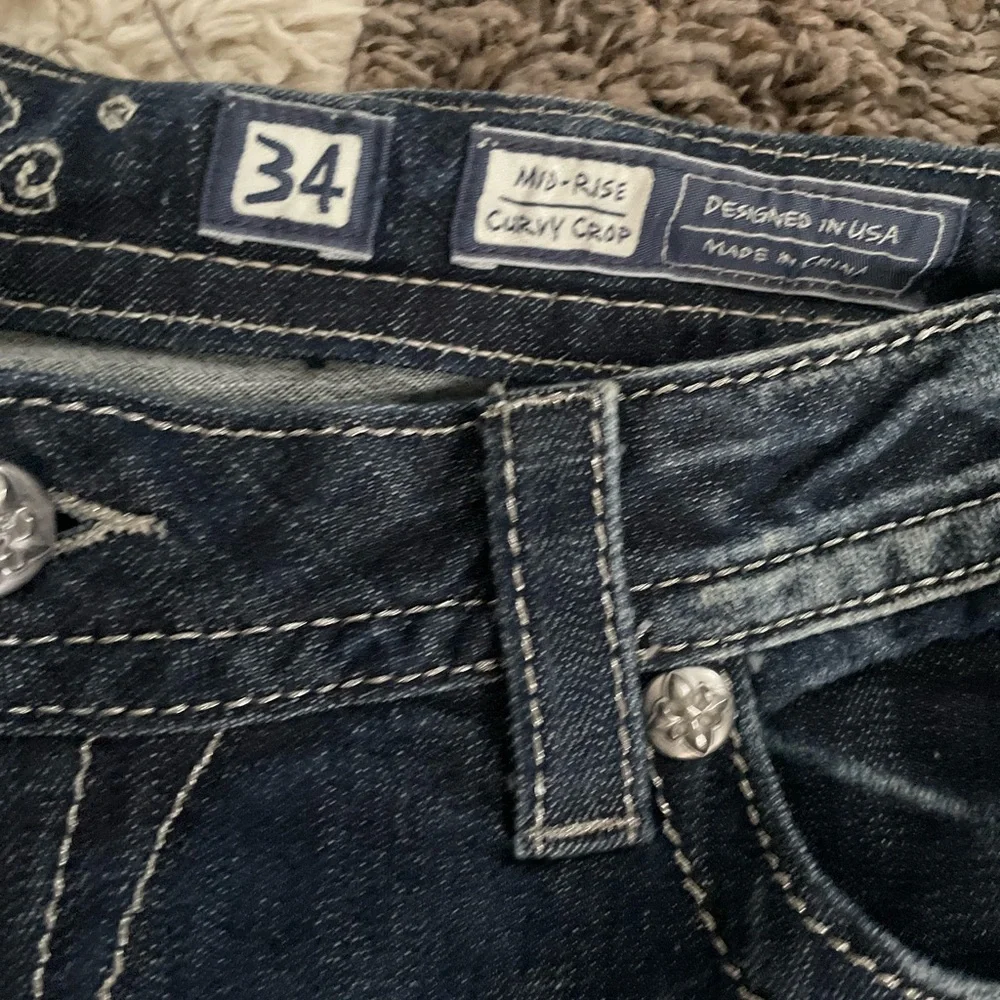 Miss Me Ankle Jeans with Classic Dark Wash Sz 34 mid rise cropped stretchy sz 34 - Picture 9 of 12